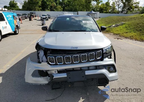 2025 Jeep Compass Limited z USA, uszkodzony, nr VIN 3C4NJDCN7ST511681